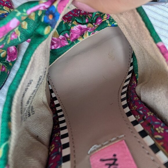 Betsey Johnson The Rumors Floral Dress Sandal Slip-On Mules Size 8.5 - Picture 9 of 10